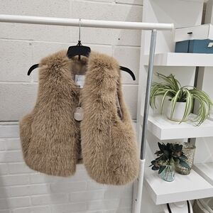 Crop Faux Fur Vest